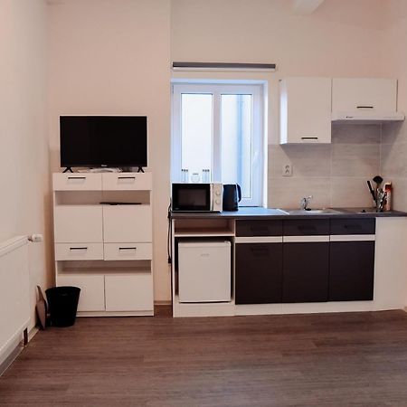 Apartmany Centrum Нови-Бор Екстер'єр фото