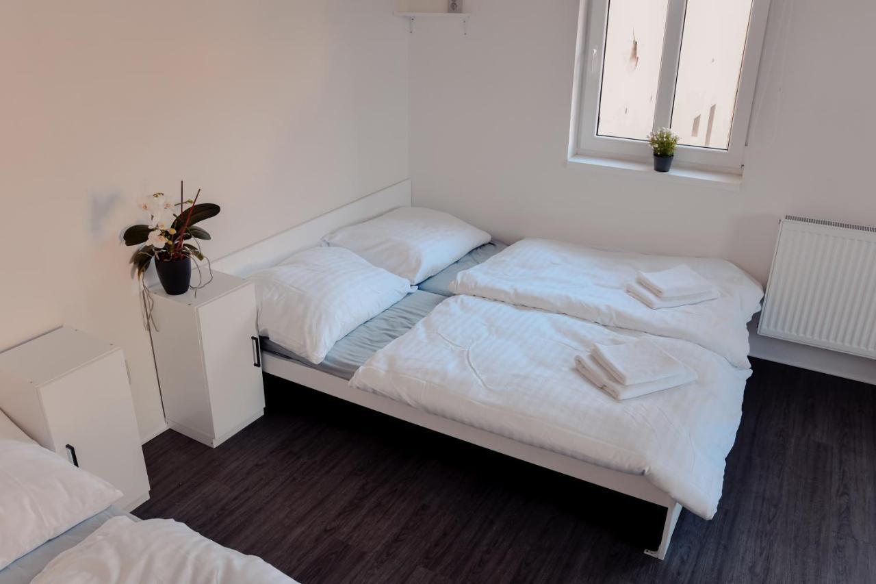 Apartmany Centrum Нови-Бор Екстер'єр фото