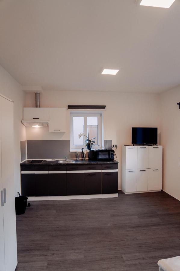Apartmany Centrum Нови-Бор Екстер'єр фото