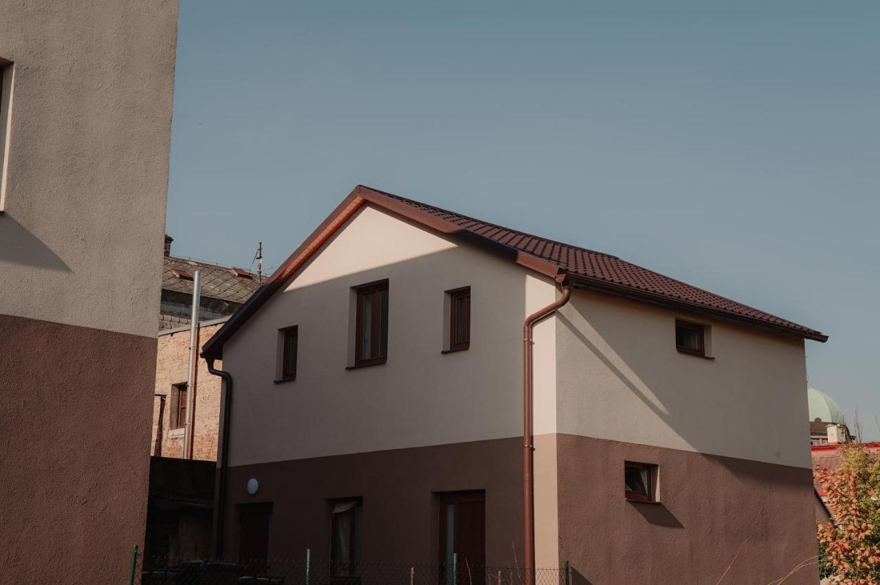 Apartmany Centrum Нови-Бор Екстер'єр фото