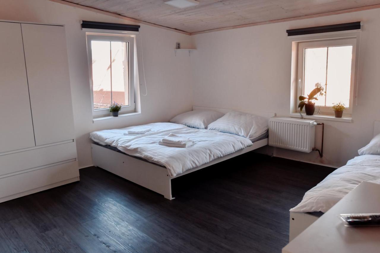 Apartmany Centrum Нови-Бор Екстер'єр фото