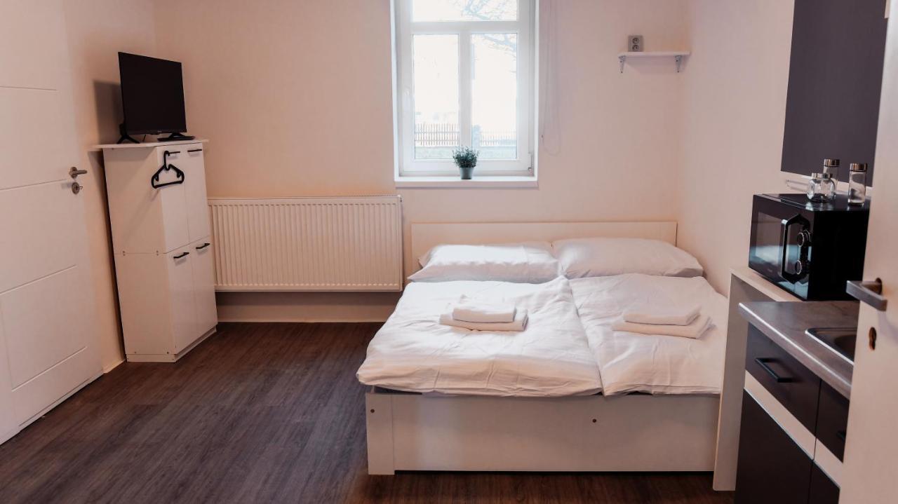Apartmany Centrum Нови-Бор Екстер'єр фото