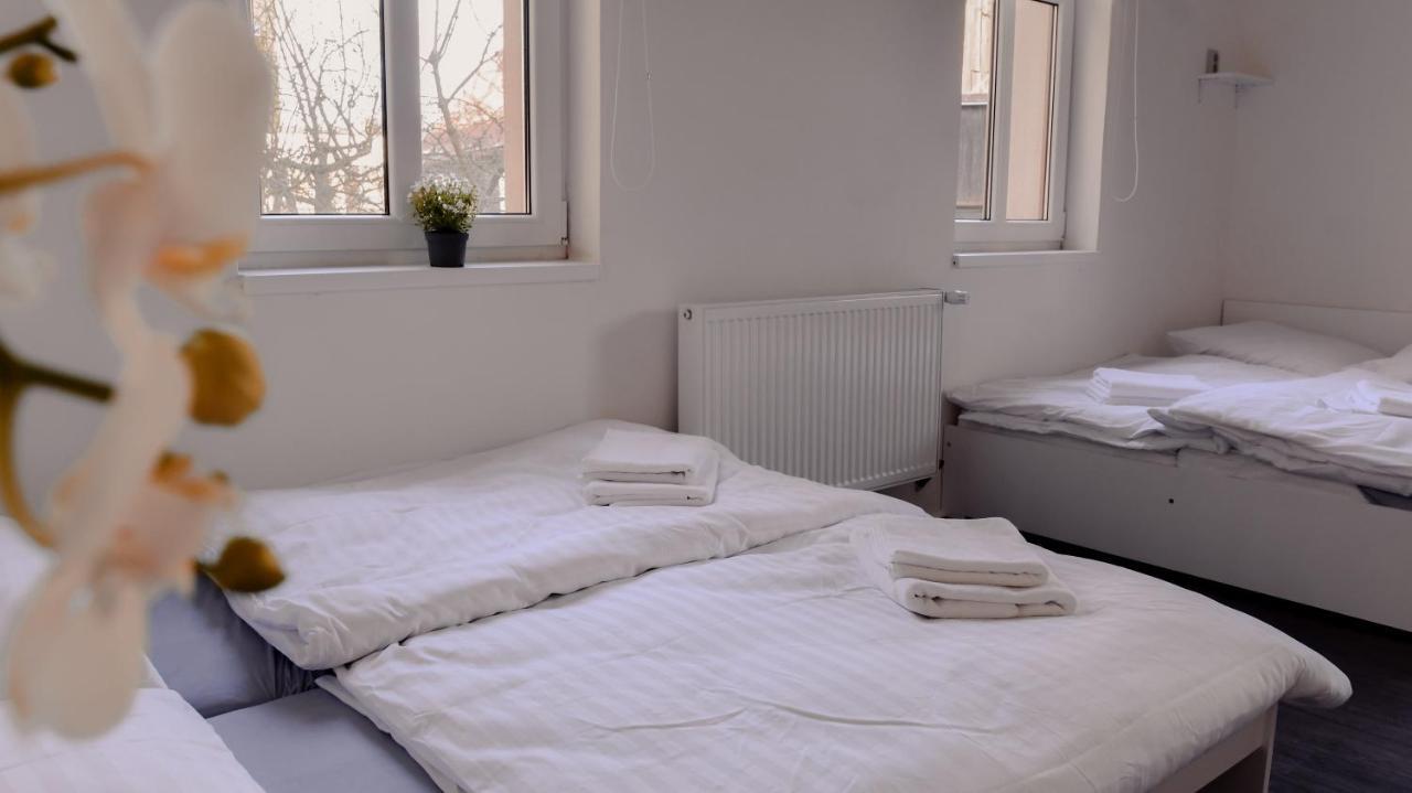 Apartmany Centrum Нови-Бор Екстер'єр фото